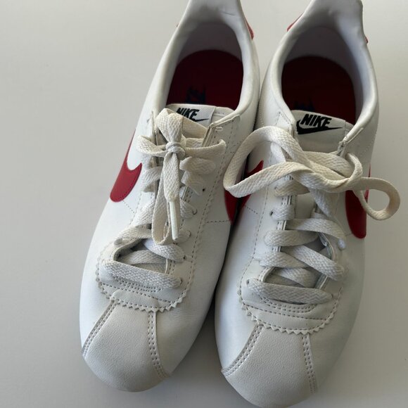 Women's Classic Cortez Leather Casual Sneakers in Size 7.5 - Picture 6 of 14